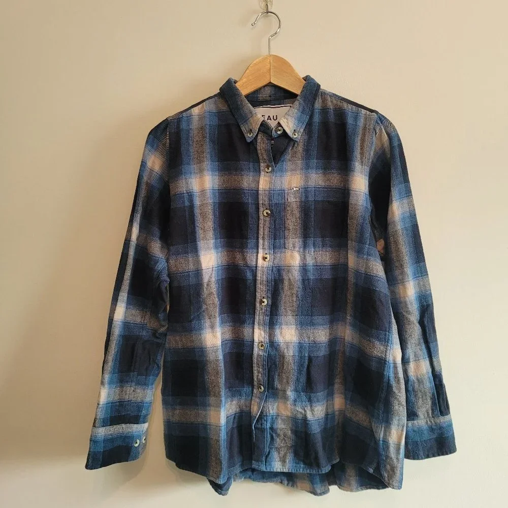 PDL Button Up - Picture 1 of 1